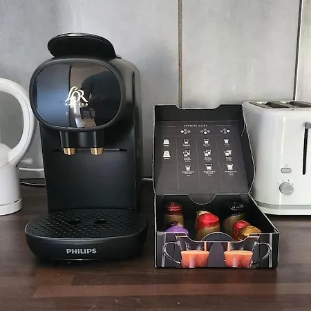 T3 Petit Confort - Proche Commodites - Parking Prive شقة