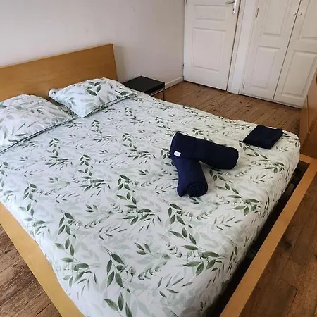 T3 Petit Confort - Proche Commodités - Parking Privé