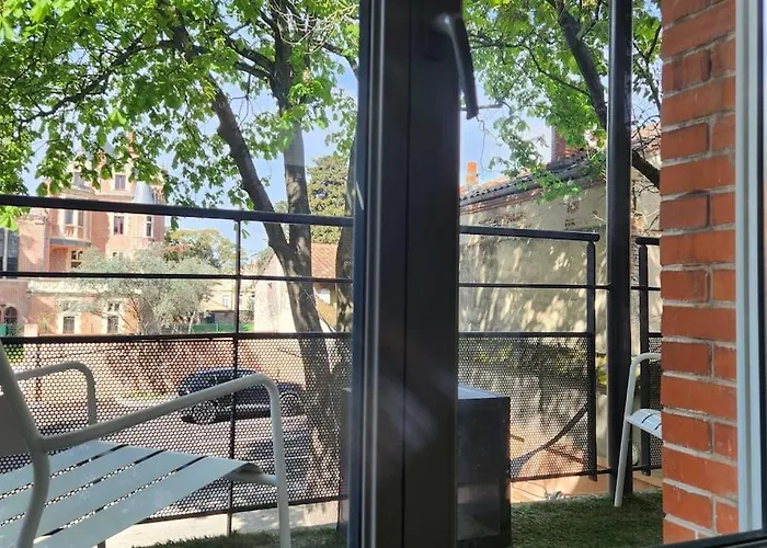 T3 Petit Confort - Proche Commodites - Parking Prive Apartamento Toulouse