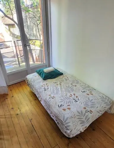 T3 Petit Confort - Proche Commodités - Parking Privé * Tolosa